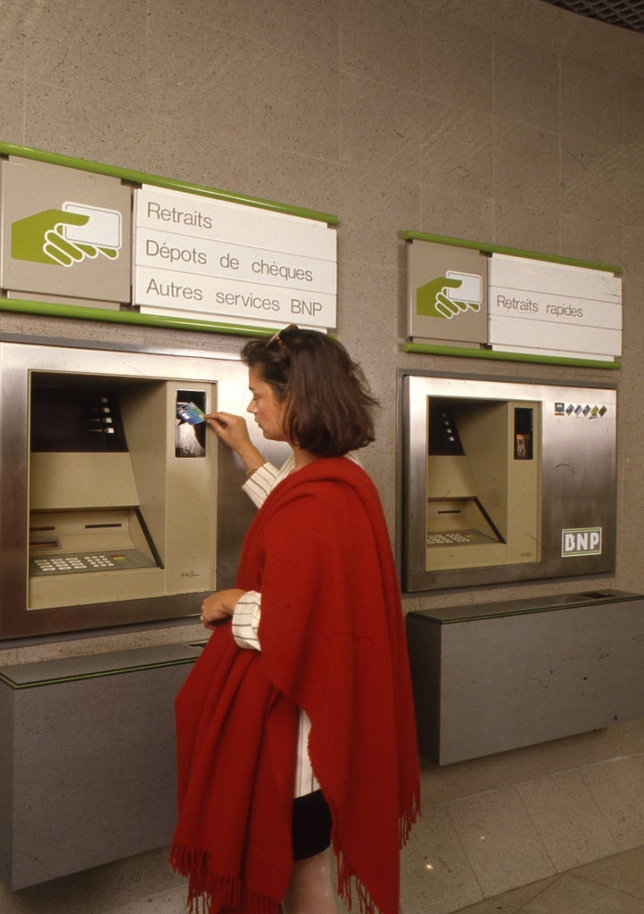 BNP ATM, 1991, 4FI902, BNP Paribas Historical Archives