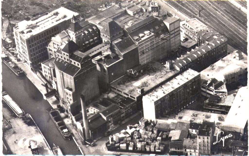Les Grands Moulins de Pantin (aerial view).