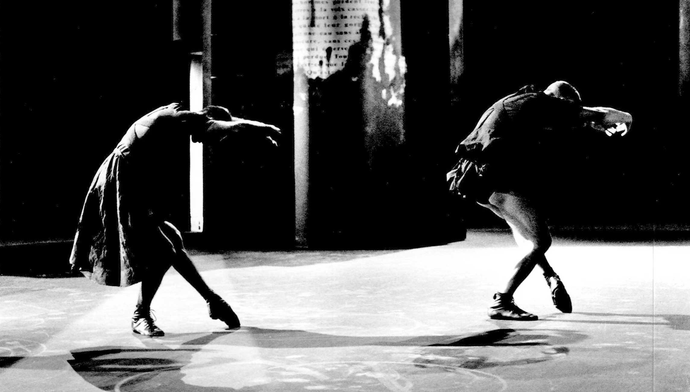Representation of a creation by Angelin Prejlocaj around 1990. Photograph by P. Victor. Archives and History BNP Paribas.