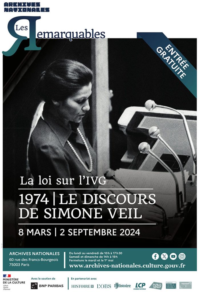 Affiche de l'exposition "Loi sur l'IVG : 1974, le discours de Simone Veil, montrant la ministre de la Santé à la tribune de l'Assemblée nationale en 1974 - Archives nationales - 2024