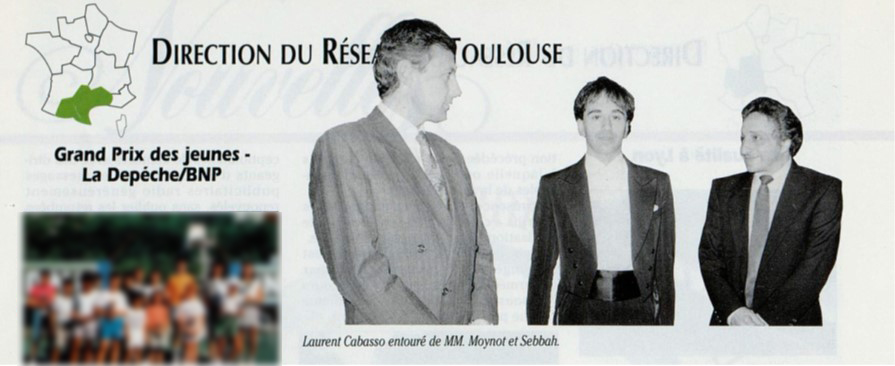 In a internal magazine, a article shows the pianist Laurent Cabosso is welcomed by Marc Sebbah, founder of the Prix du Jeune Écrivain and Alain Moynot, Director of the Toulouse Network