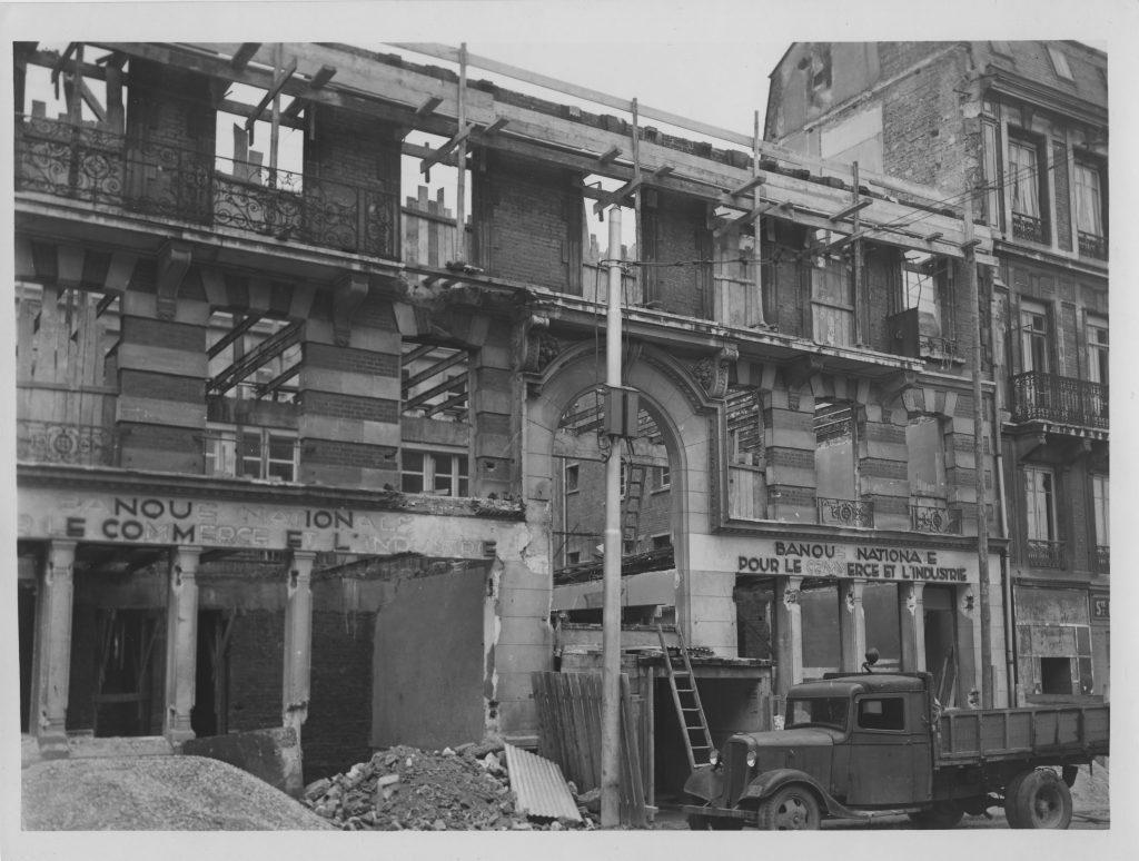 BNCI in Rouen, reconstruction after war bombardments. BNP Paribas Historical Archives, 11Fi553-1