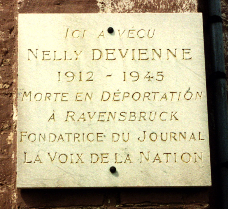Commemorative plaque rue Montgolfier